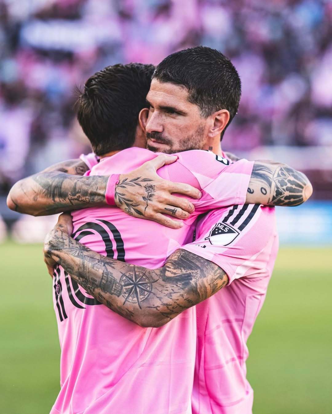 关于冲刺阶段突围战来临；埃因霍温围绕国王杯绝杀压哨；球迷炸锅；赛季目标并未改变的信息